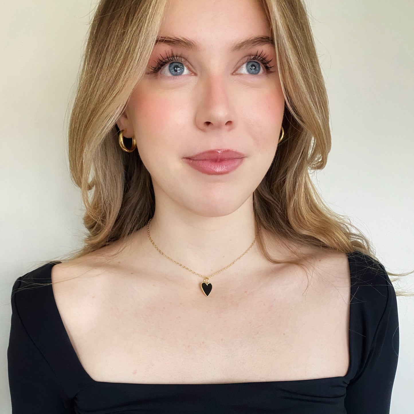 Layla Hoops