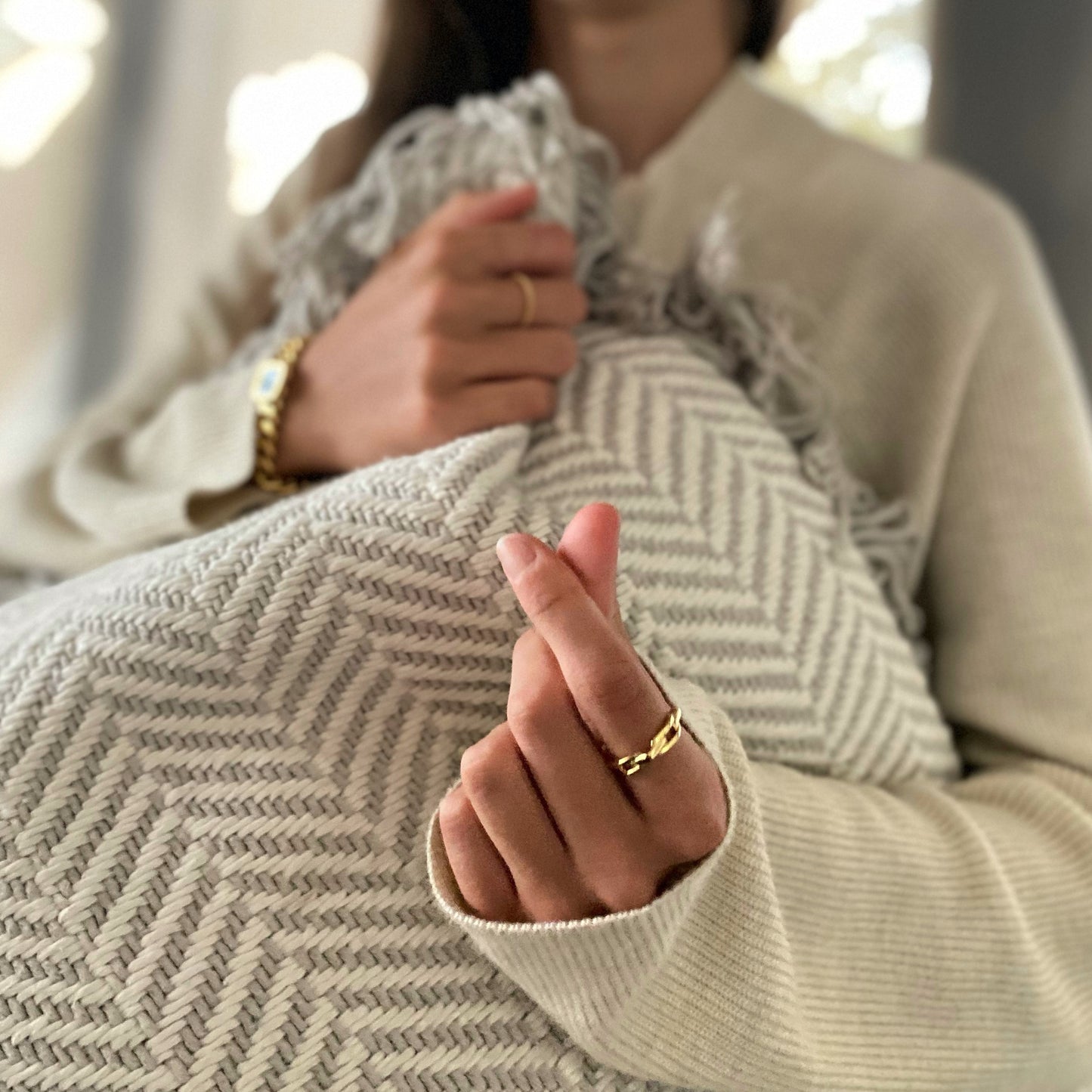 Ash Ring