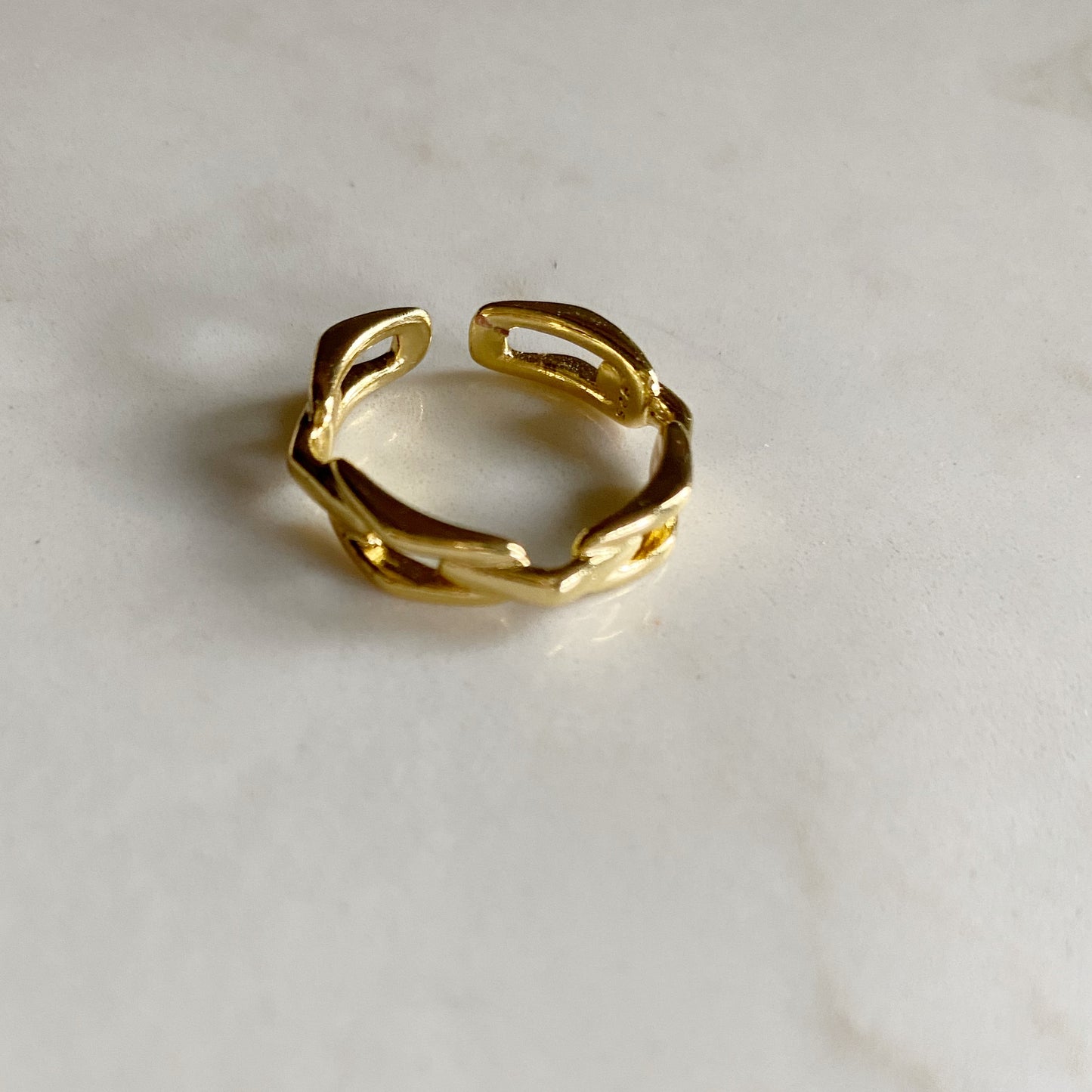 Ash Ring