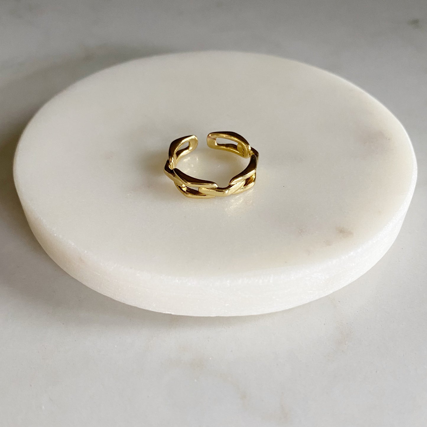 Ash Ring
