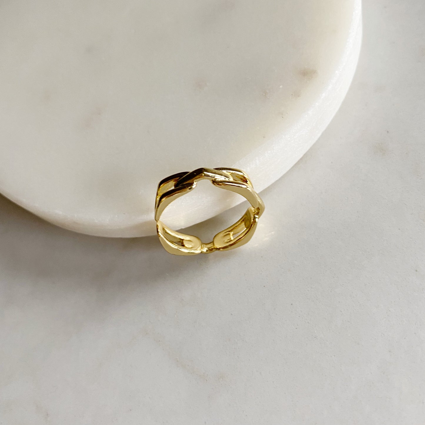 Ash Ring