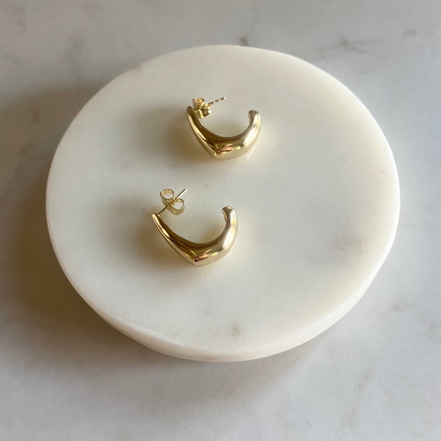 Lucy Hoops