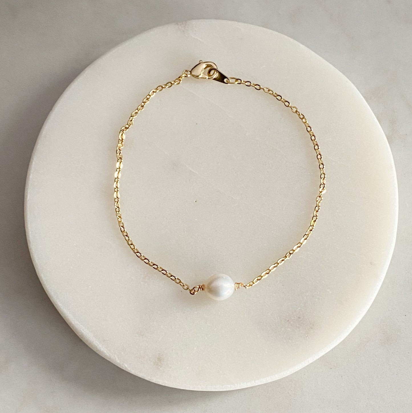 Delicate Gold Bracelet Set