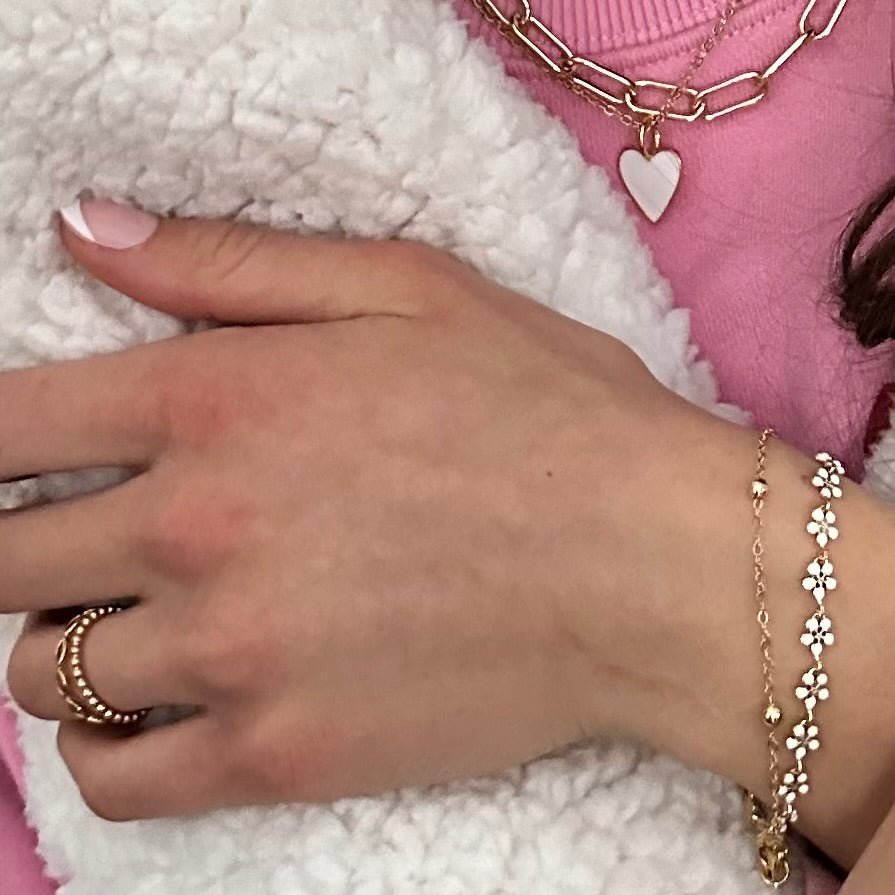 Daisy bracelet