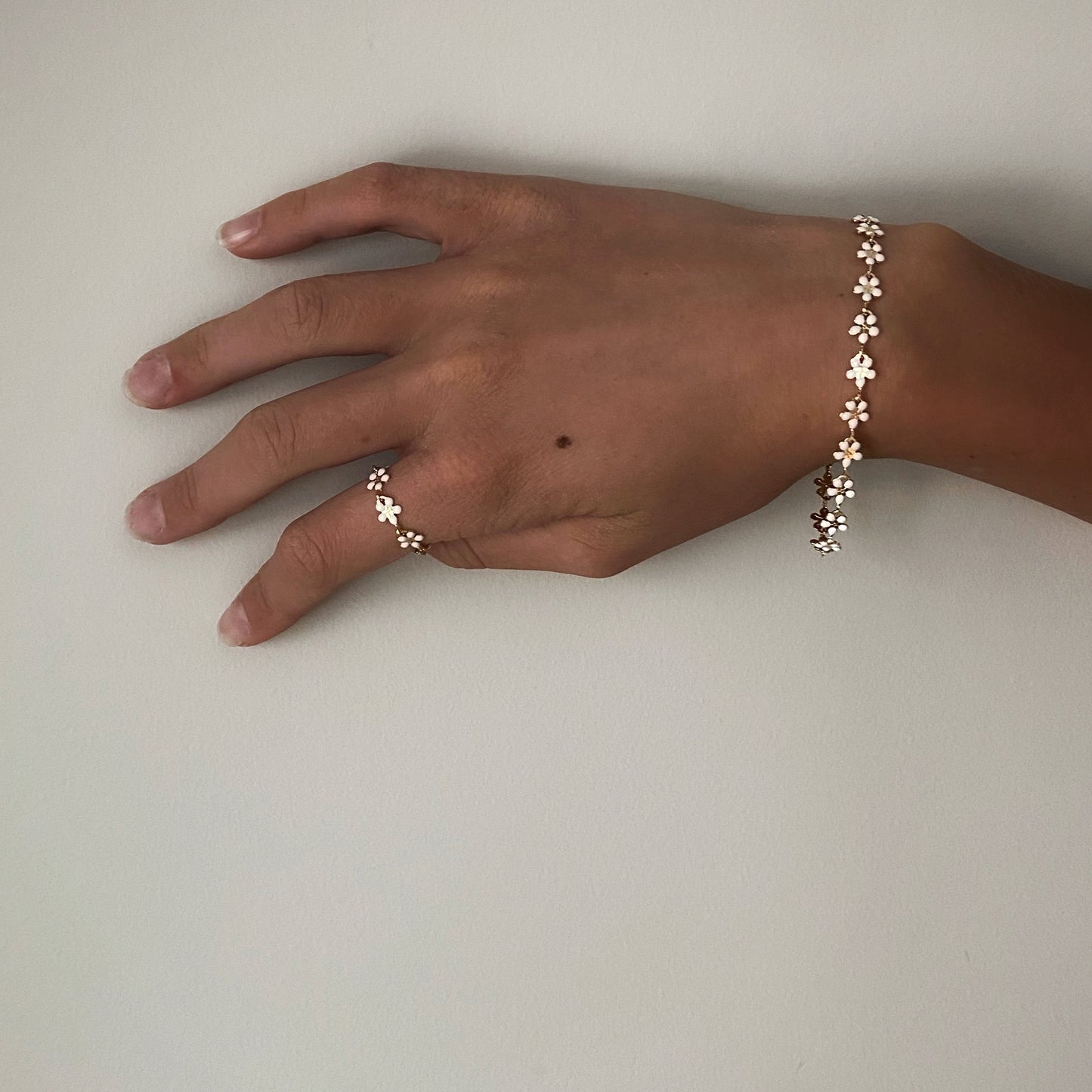 Daisy Ring | Delicate Gold/Silver Floral Ring