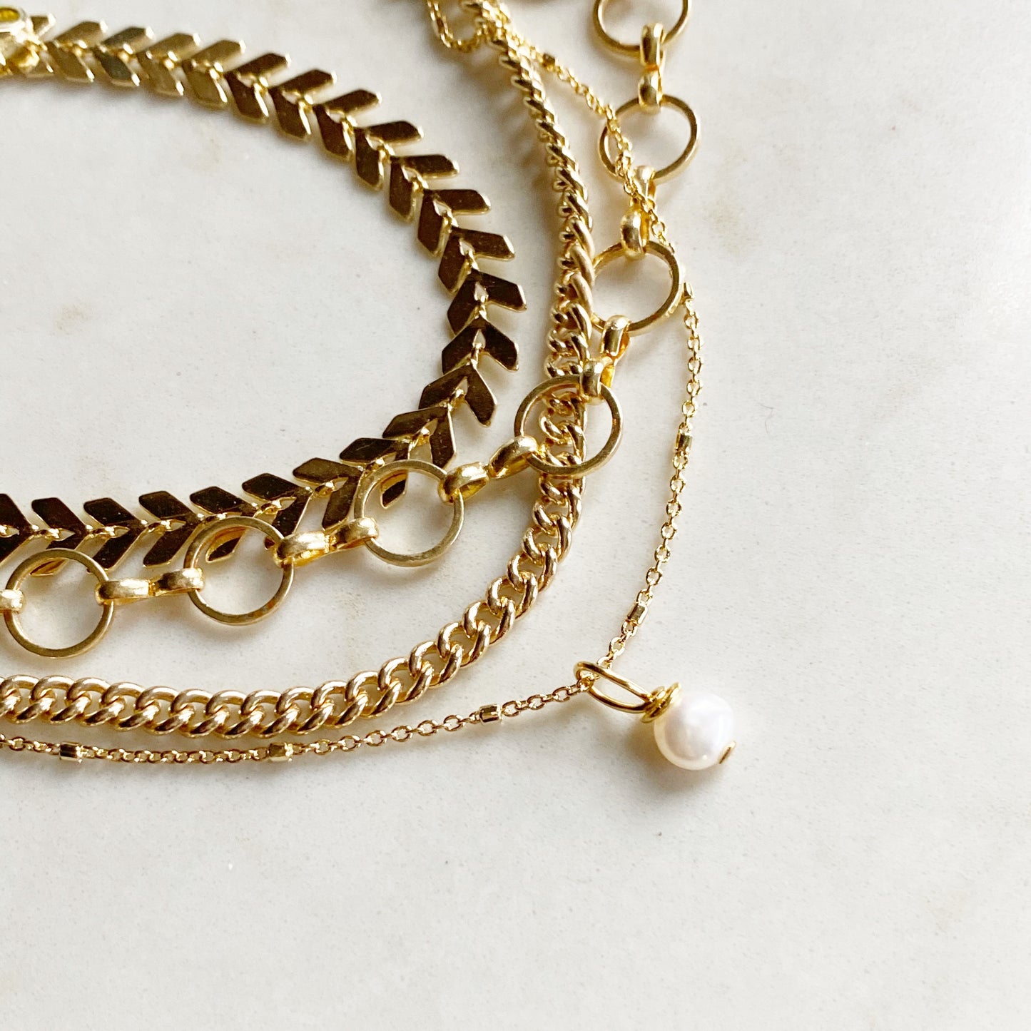 Poppy Bracelet | Circle Chain Bracelet