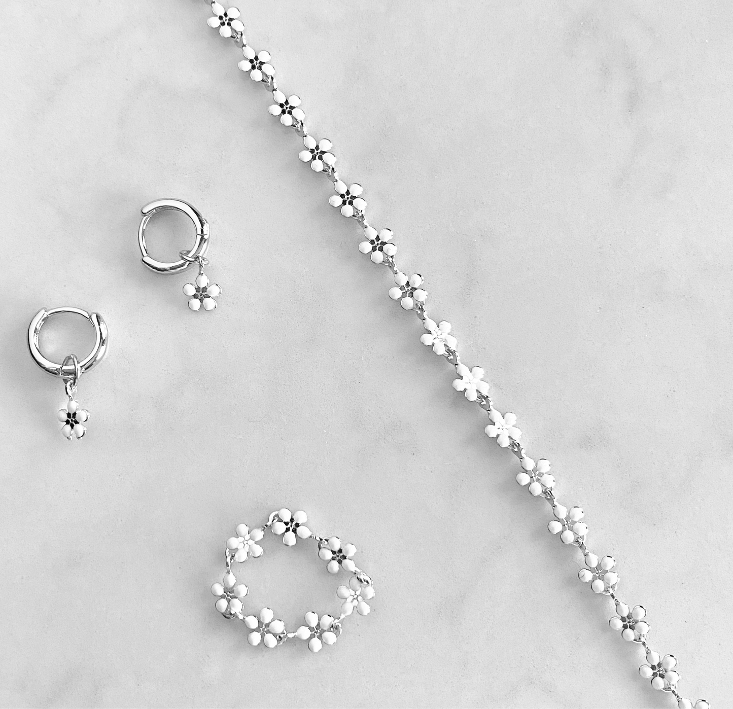 Daisy Necklace | Gold/Silver & White Enamel Flower Necklace