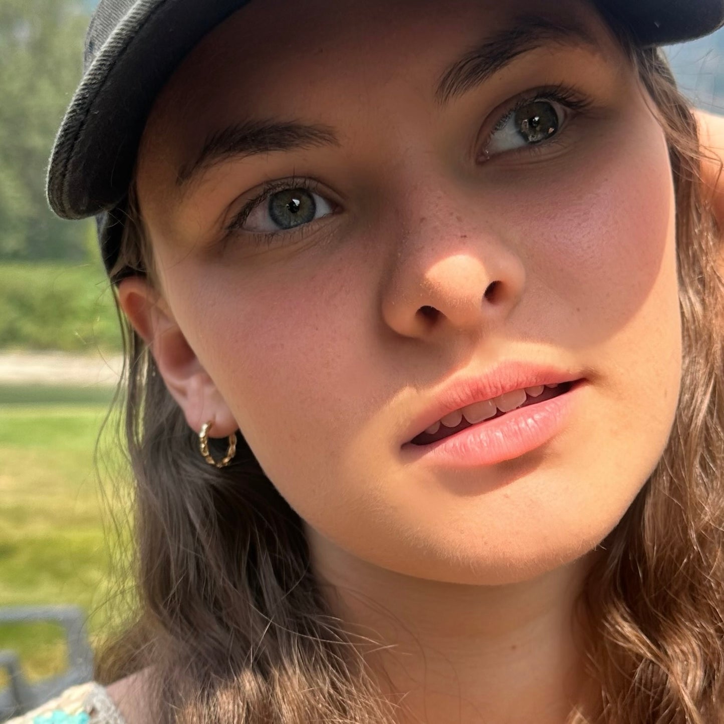 Nina Hoops