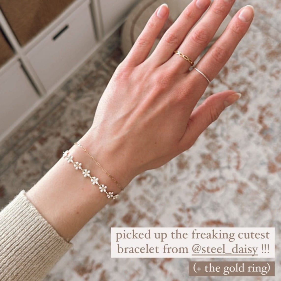 Daisy Bracelet | White Enamel Daisy Chain