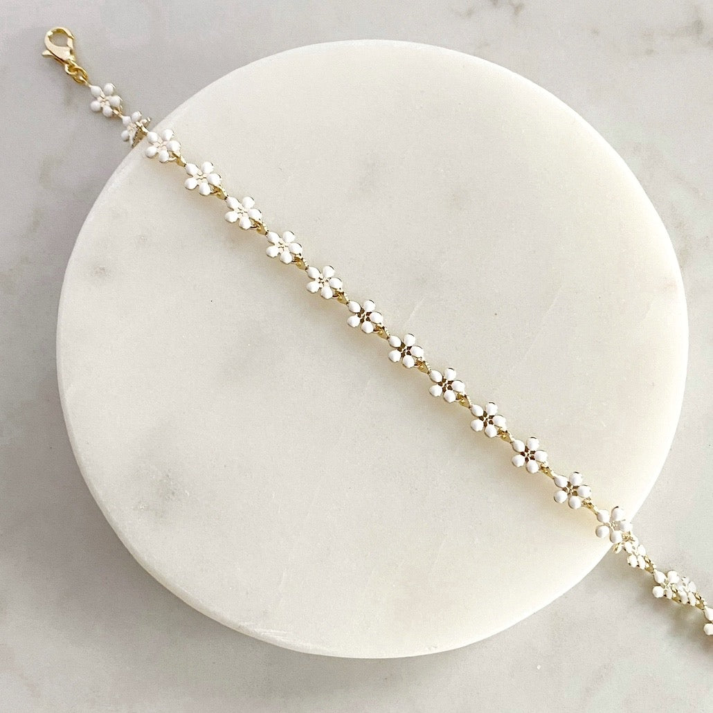 Daisy Anklet | Delicate White & Gold Flower Anklet