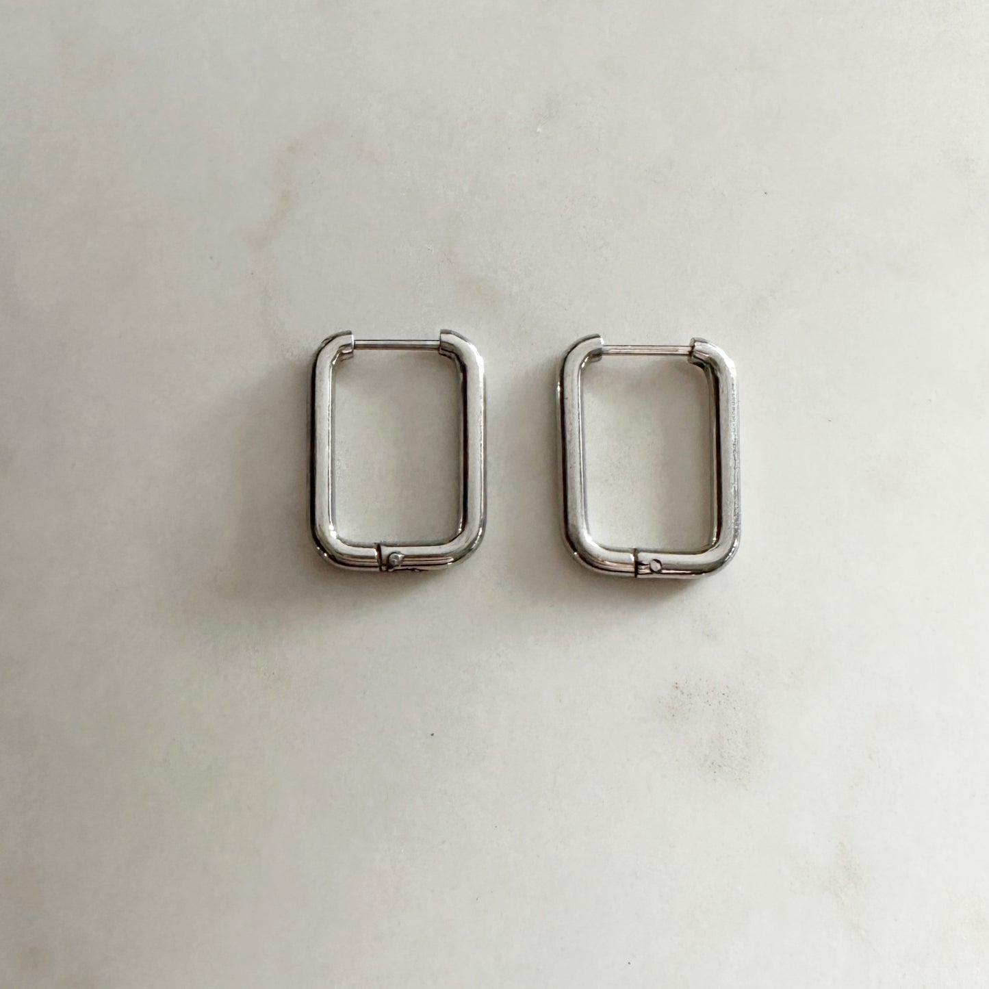 Cadence Hoops – Modern U-Shaped Gold Earrings