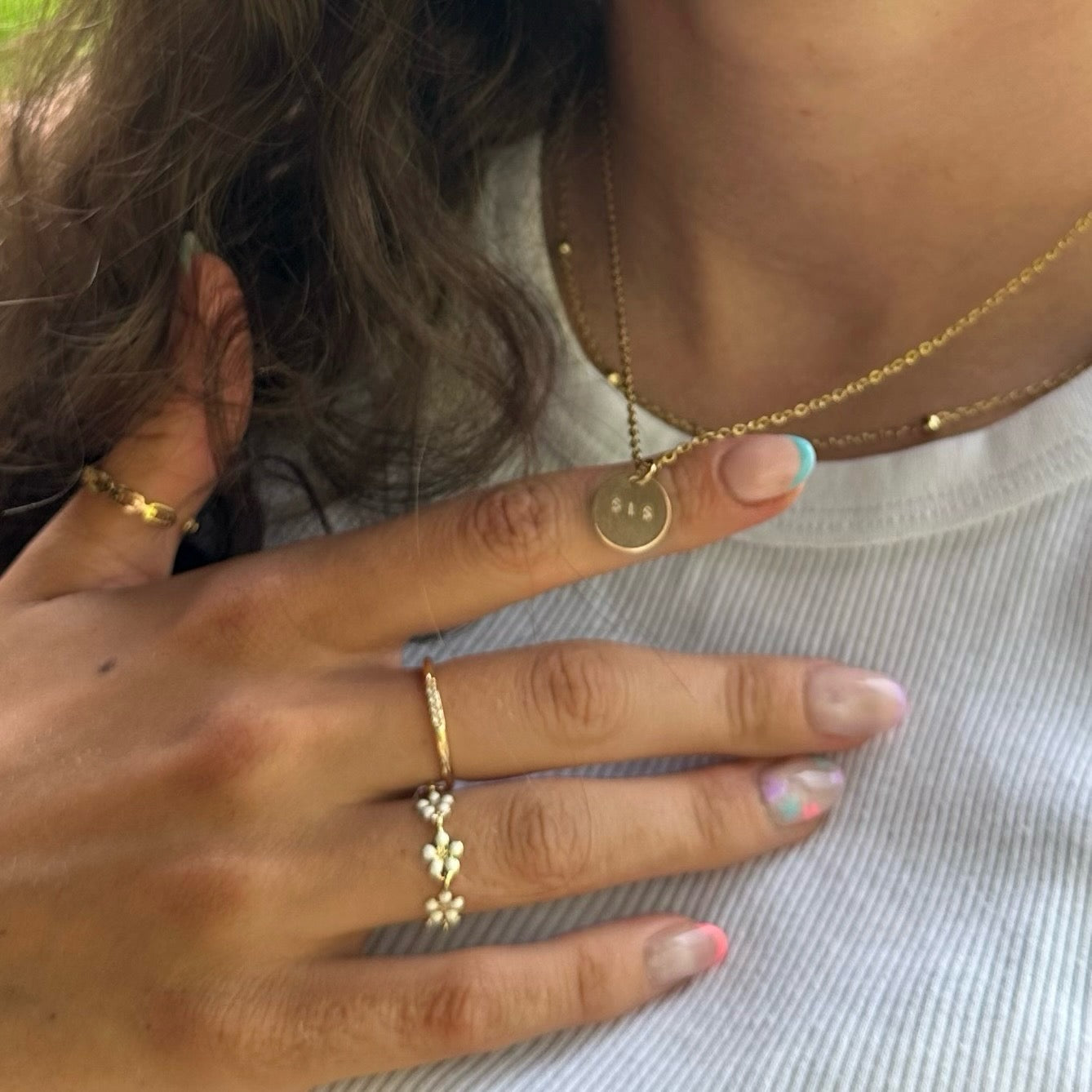 Sis Necklace