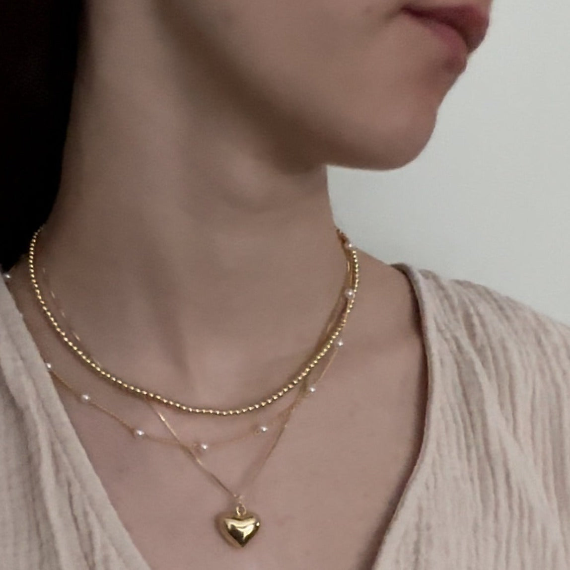 Gold chain with small heart pendant store