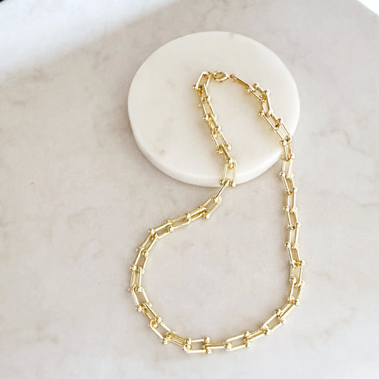 Uma Necklace
