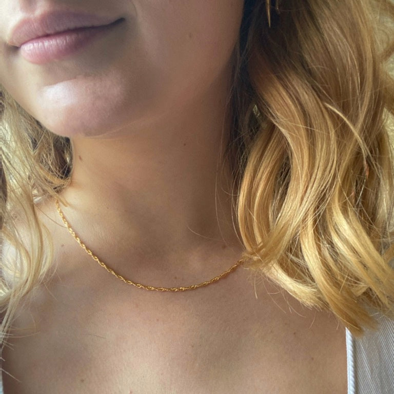 Rosa Chain | Delicate Twisted Chain Necklace