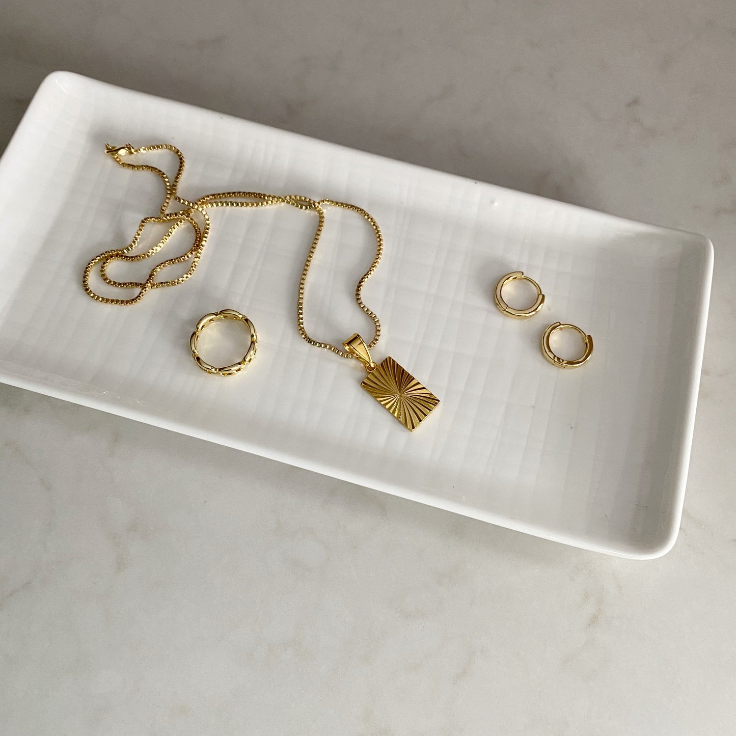 Kat Necklace