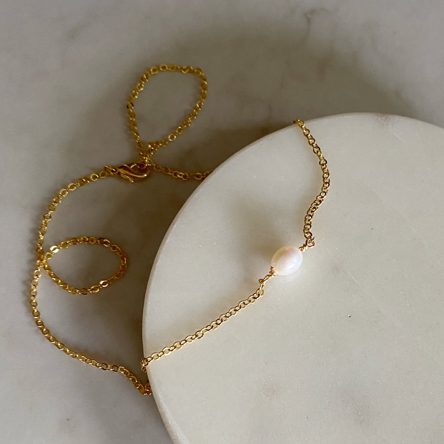 Dainty Pearl Necklace